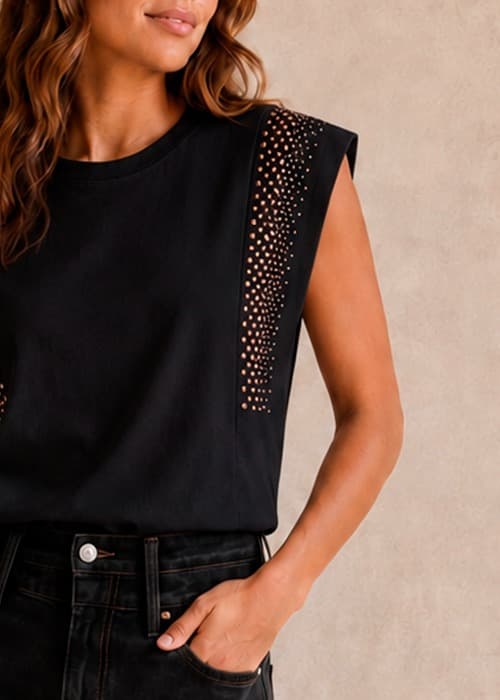 Remera Tachas Chocolate