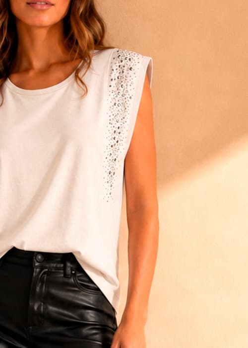 Remera Tachas Plata