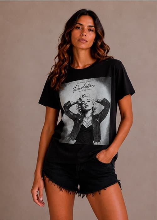 mera MArylin Shine