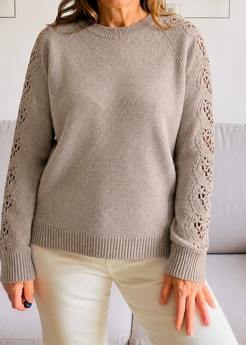 Sweater macrame mangas